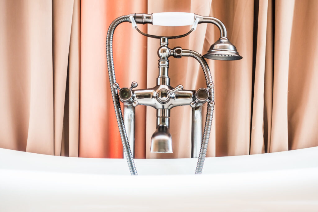 showers are compatible with combi boilers